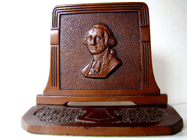 A fine pair of antique bookends circa 1930 depicting George Washington made by Judd Manufacturing